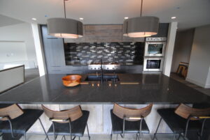 Lange Customs Modern Lake House 020